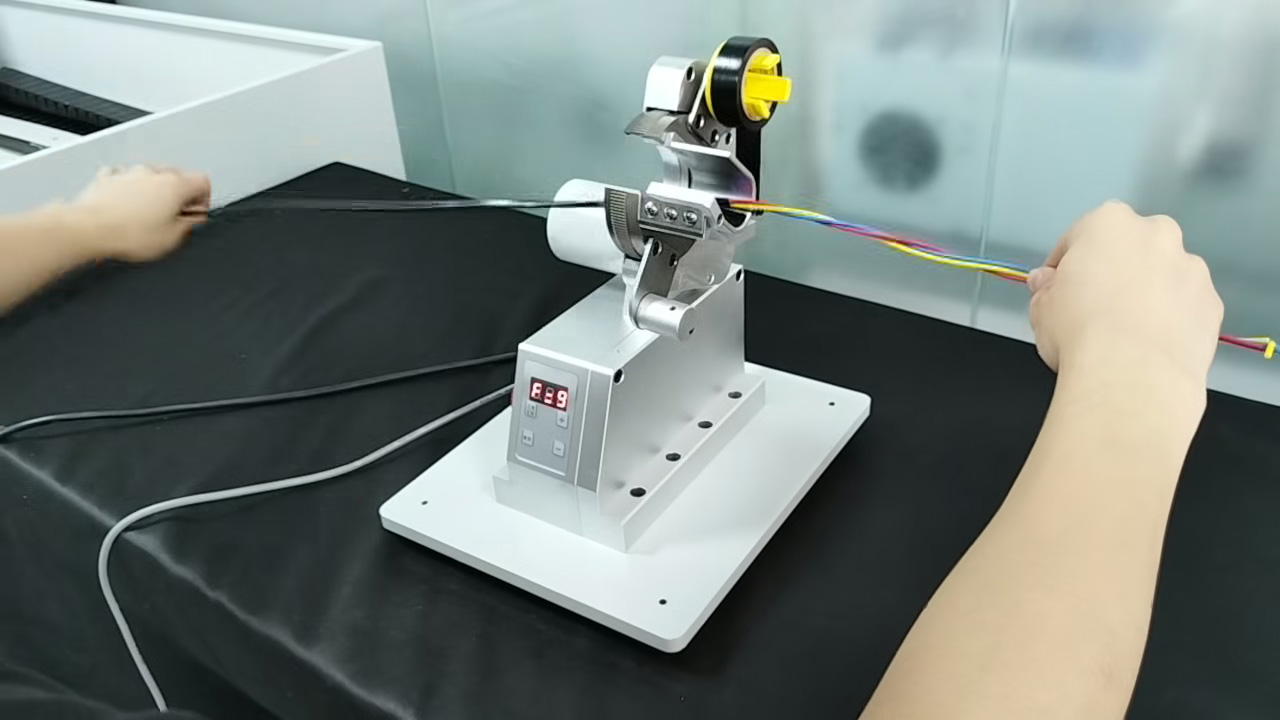 Máquina Envolvedora de Cables con Cinta Adhesiva para Ramificaciones - Enrollado Preciso para Múltiples Cables