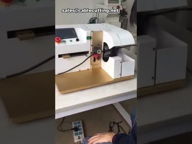 Máquina de Bobinado de Cinta Aislante para Cables | Equipo de Encintado Automático de Alta Precisión