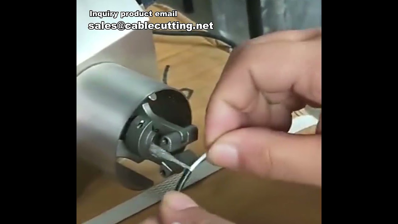 Máquina de torcido múltiple para cables: separación de alambres aislados en hebras trenzadas