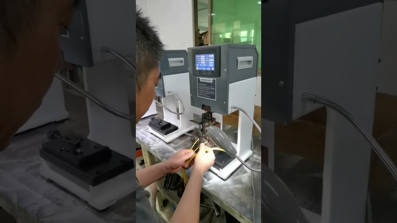 Máquina de Terminales Servo en Pruebas de Envejecimiento #máquina #pelacables #fábrica #herramientas