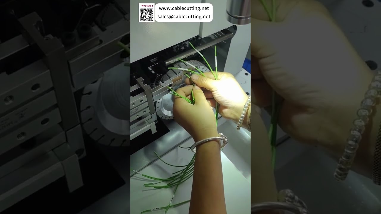 Máquina integrada de alimentación, roscado, corte y horneado automático para tubos termocontráctiles