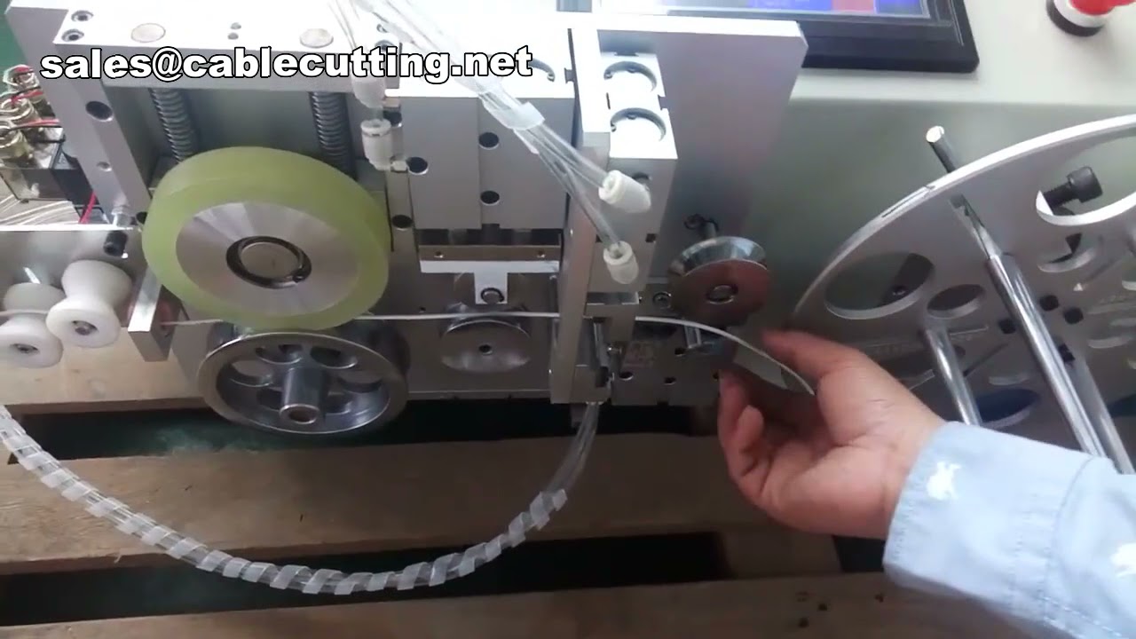 Máquina de bobinado y atado de cables con función de contador