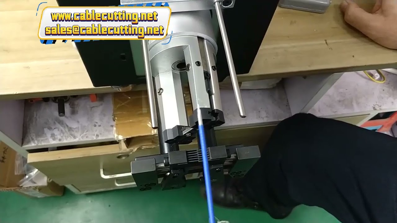 Máquina peladora de cable coaxial para pelado multicapa de cable triaxial, diámetro desde 1 mm