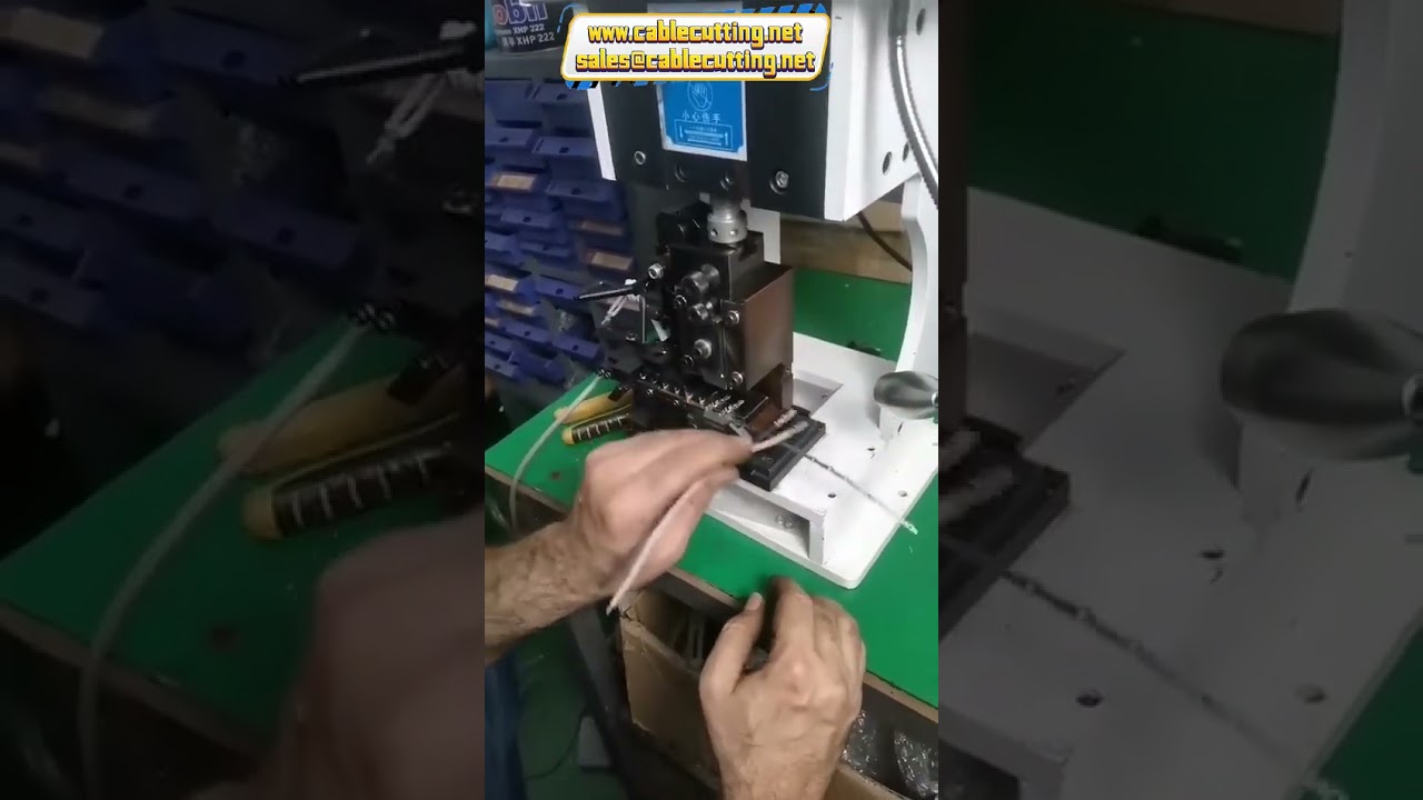 Mold de Aplicador de Terminales de Doble Crimpado con Alimentación Lateral para Máquina de Cables HS 400