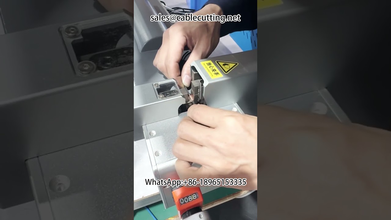 Máquina de soldadura ultrasónica para terminales de arneses eléctricos