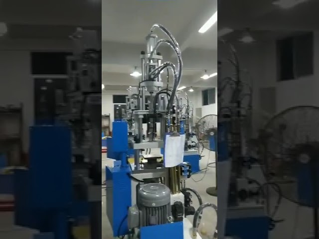 Low Pressure Vertical Injection Molding Machine 20T for Electronic Wire PVC Plastic Molder