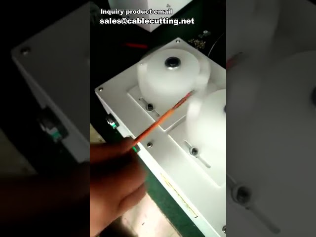 Herramienta de cepillado para cables blindados y máquina de peinado/cepillado de trenzado para cable de datos | Automatización industrial