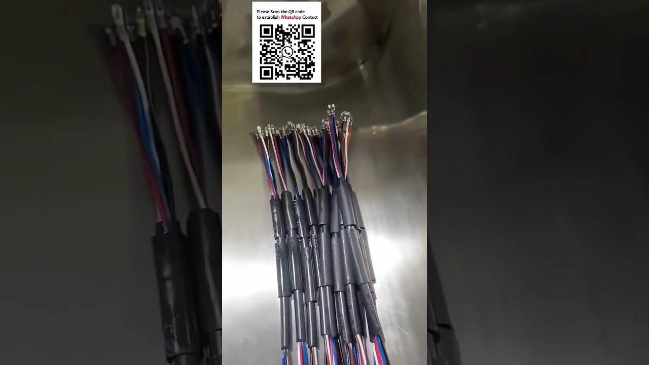 Máquina Automática de Crimpado de Cables con Cubierta Multinúcleo y Inserción de Conectores