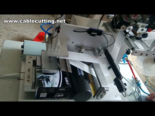 Máquina Semiautomática de Etiquetado para Tarjetas con Impresión y Botellas Redondas
