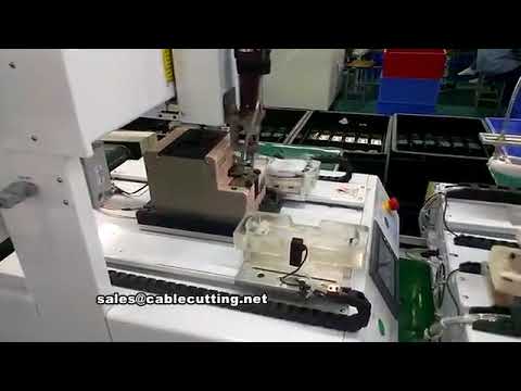 Prensado automático de carcasas y atornillado de precisión: optimice su ensamblaje industrial