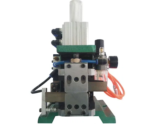 Máquina de Pelado y Torsión de Cable Multinúcleo WPM-4F+T - Máquina de Corte y Pelado de Cables